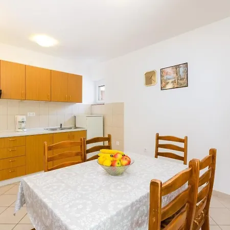 Fuer 6 Personen Ca 80 Qm In Crikvenica, Kvarner Bucht Und Umgebung Apartment *