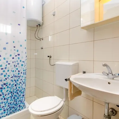 Fuer 6 Personen Ca 80 Qm In Crikvenica, Kvarner Bucht Und Umgebung Apartment *